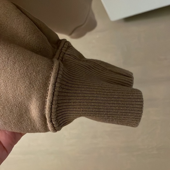 Hollister brown hoodie - Picture 3 of 7